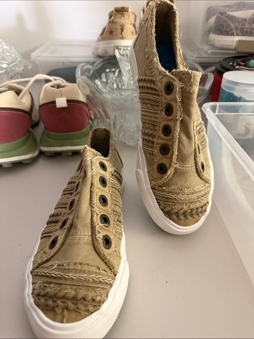 Nwot Blowfish Malibu  slip on shoes size 7.5
